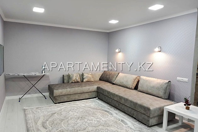 2-room apartment for daily rent, ul. Kutuzova  44