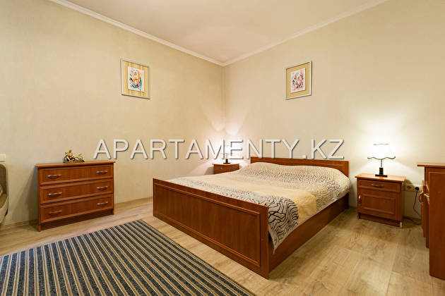 1-room apartment for daily rent, 37/1 Nauryzbay