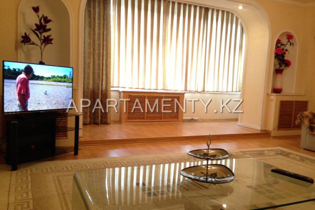 3-bedroom apartment in Shymkent