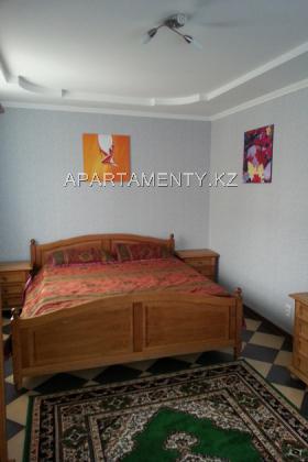 2 bedroom apartment daily
