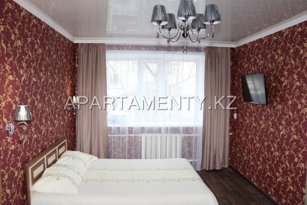 1-room apartment for daily rent, 48 Yerubaeva str.
