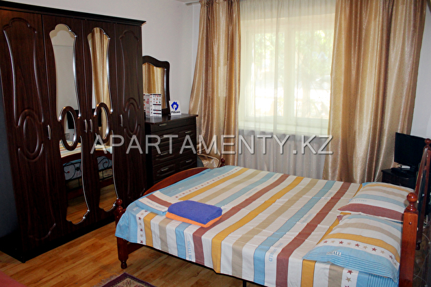 1-room apartment for a day, Kurmangazy street