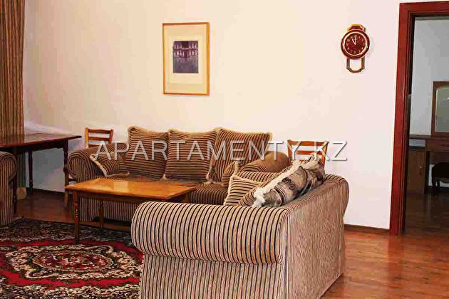 2-room apartment for rent, m. Samal-2, 89