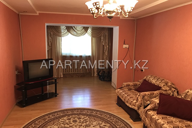 3-room apartment for a day in Shymkent
