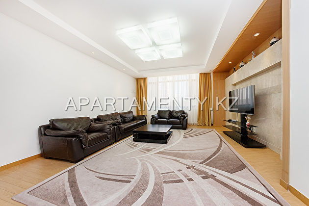 http://www.apartamenty.kz/images/big/apartments/26083/astana_kvartiry_posutocho_26083_51497433225.jpg