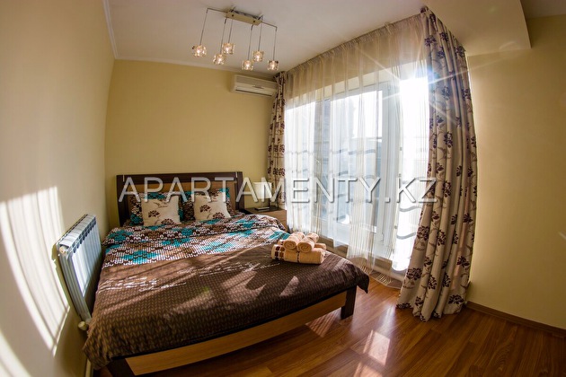 3-room apartment for daily rent, Dostyk str., 44