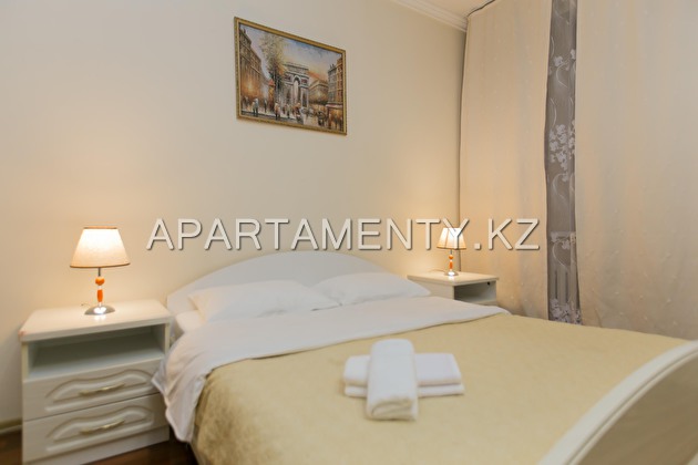 2-roomed apartment by the day, Kunaeva street 14