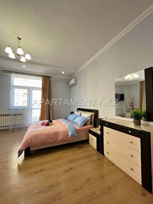 1-room apartment in the golden square