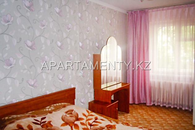2-room apartment for daily rent, 53 Gogol street