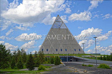 Entrance to the Pyramida, Astana