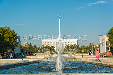 Fountain in Karaganda, Government