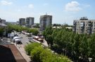 Двухкомнатная квартира посуточно, р-н "Сити Молла" Двухкомнатная квартира посуточно, р-н "Сити Молла"