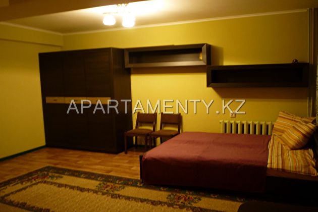 1-bedroom apartment for rent, 292 Khusainov St.