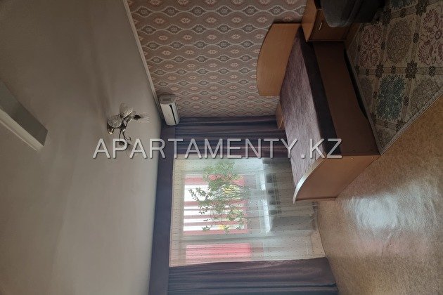 1-roomed apartment by the day, Kazakstan str.