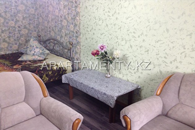 1-roomed flat for daily rent, Astana
