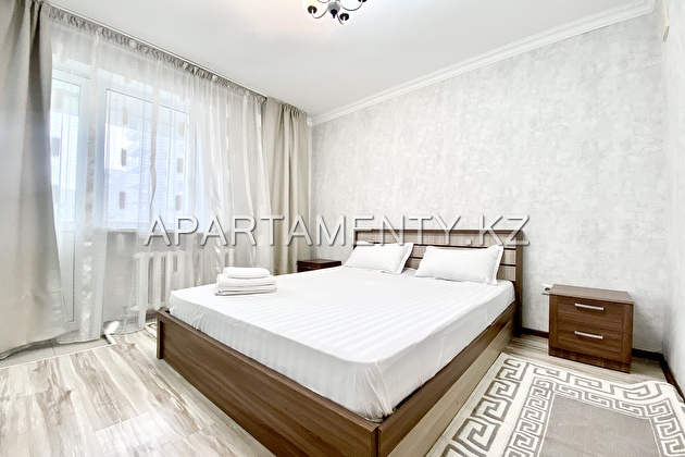 2-room apartment, 42 Kabanbai Batyr Ave.