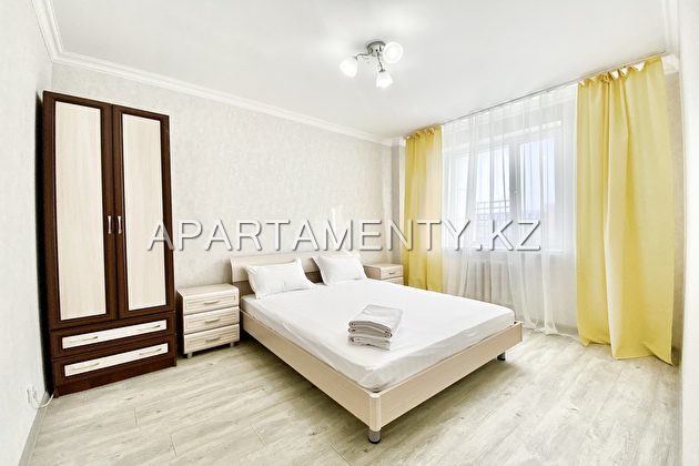 2-room apartment for daily rent, Kabanbay batyr av