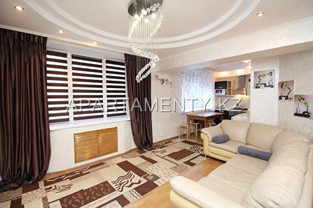 3-room apartment, 31 Zhambyl str.