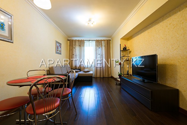 2-room apartment, 89 Dostyk street