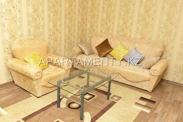 2-room apartment for rent, Tolepova str. 4