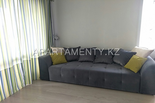 1-room apartment for daily rent on mozhayskogo 9