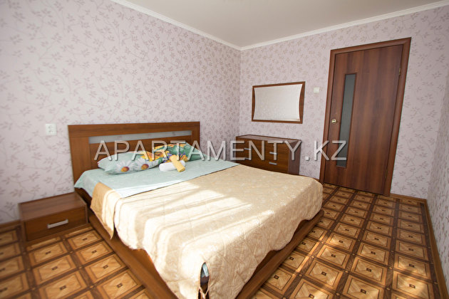 2-room apartment for a day, Abay str. 40