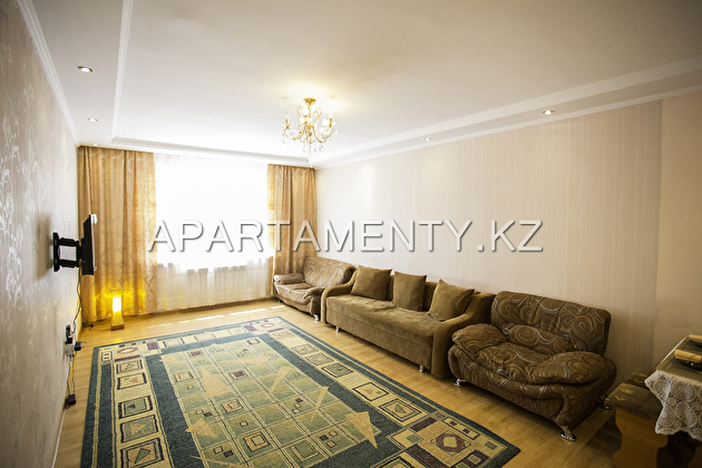 One bedroom apartment in the center of Almaty