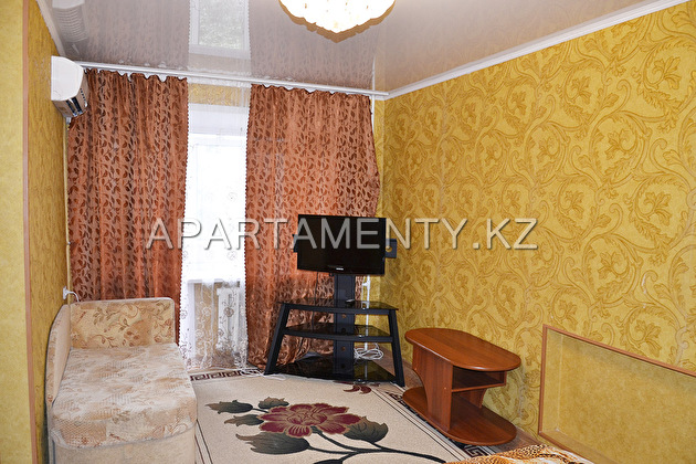 1-room apartment, 32 al-Farabi Ave.