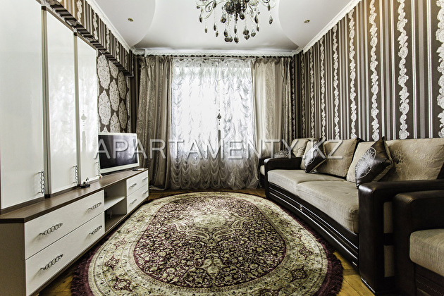 Уютная квартира посуточно в центре Алматы