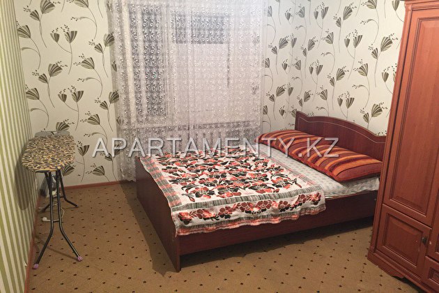 Двухкомнатная квартира, центр, район Диана,Уральск
