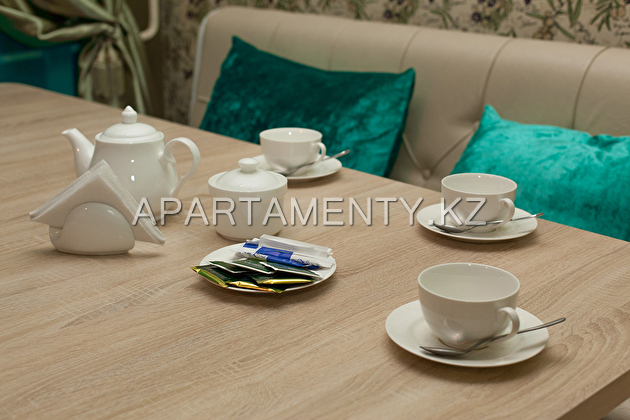 Недорогая квартира посуточно, Алматы, Достык плаза