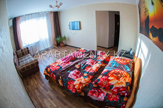 1-room apartment for daily rent, 144 Gogol street