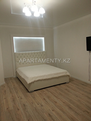 One bedroom apartment for 24 hours, Azure Quarter