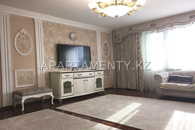 5 room apartment, Bekturov 88