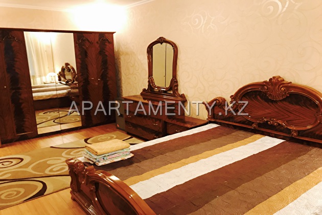 2-roomed apartment by the day, st. Manas 73a