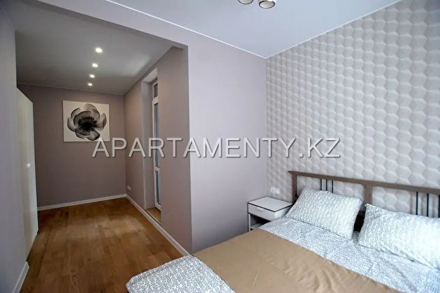 2-room apartment in Almaty, Navoi street 208