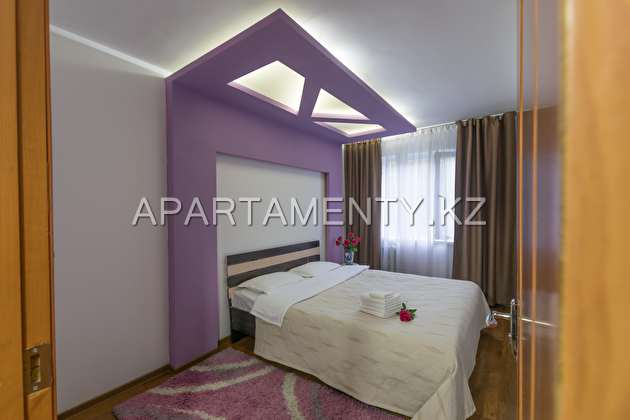 2-roomed flat by the day, pr. Dostyk d. 103 / 31A