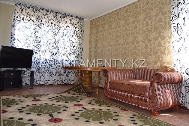 2-roomed apartment by the day, Alikhanova str.