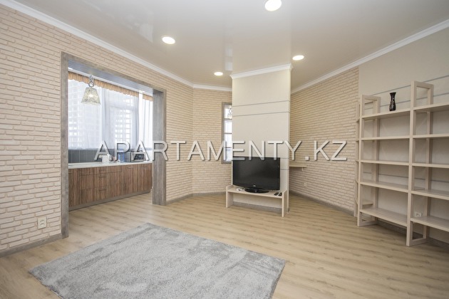 2-bedroom apartment for rent, Rozybakiev St. 247