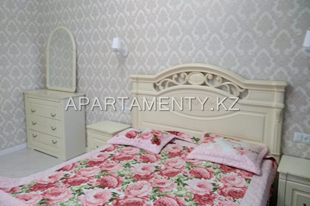 3-комнатные апартаменты посуточно в Уральске