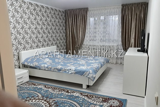 1-room apartment for a day, street Aiteke bi 42