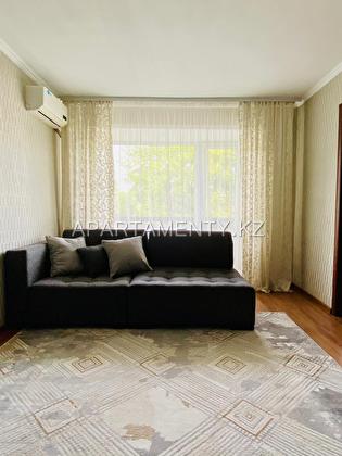 2-room apartment on kaysenova