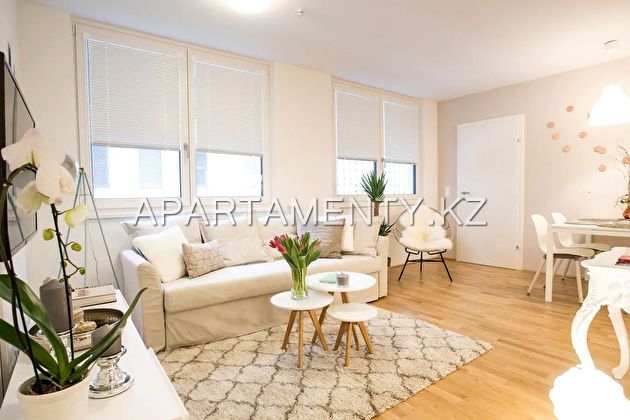 2-room apartment, 68 Navoi street
