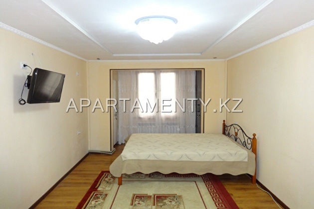 1-room apartment in Shymkent