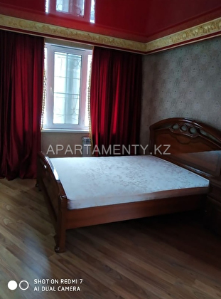 2-room apartment for daily rent in Uralsk