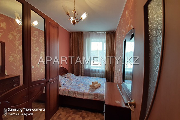 2-room apartment, 25 Stroiteley St.