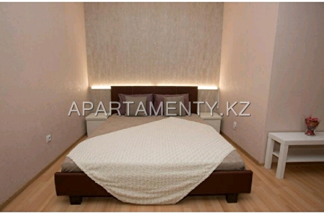 3-room apartment, 38b Sankibay Batyr street