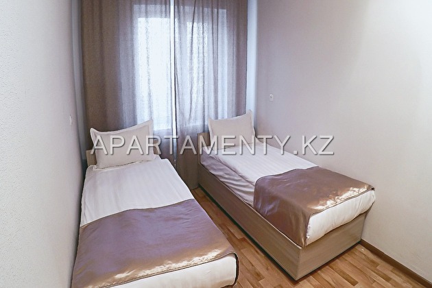 3-room apartment, 73/85 zhansugurova str.