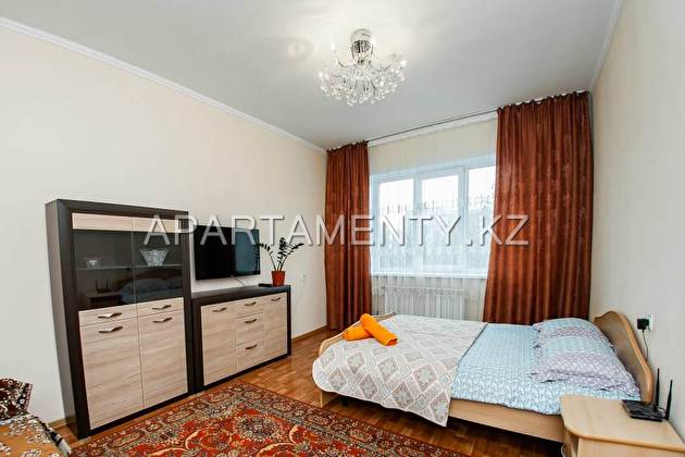 2-room apartment for daily rent, MKR. Aksay 1