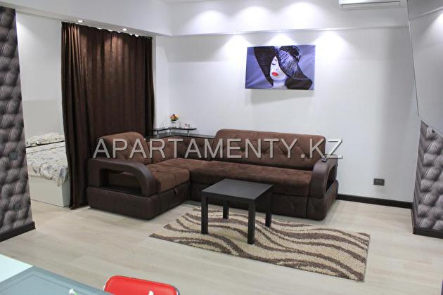 2-room apartment for daily rent, Tauelsizdik 5
